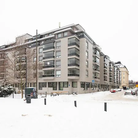 Private Flat, Balcony & Spacious Bathroom, Seamless Check In Huoneisto Helsinki